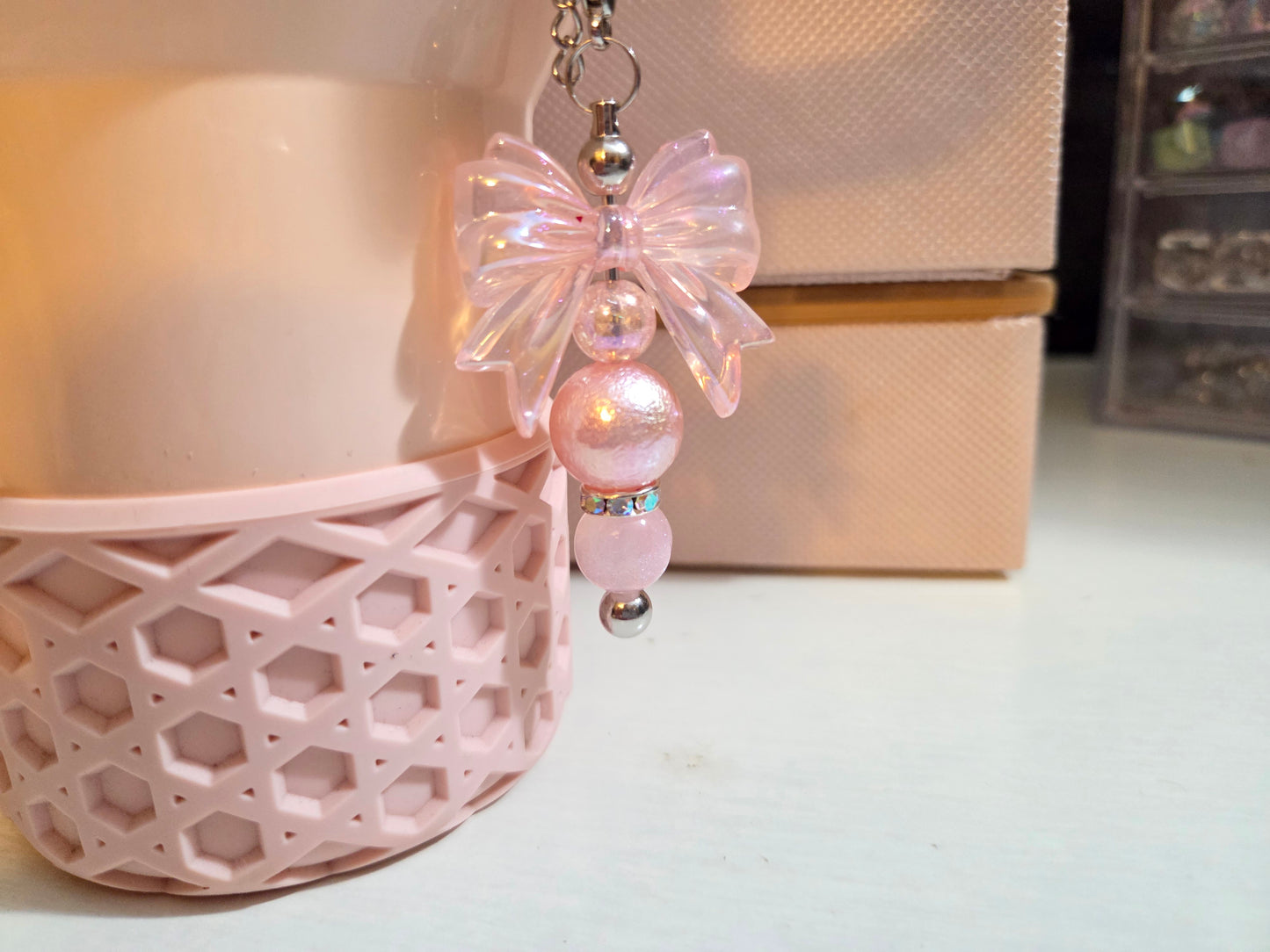 bow charm pink